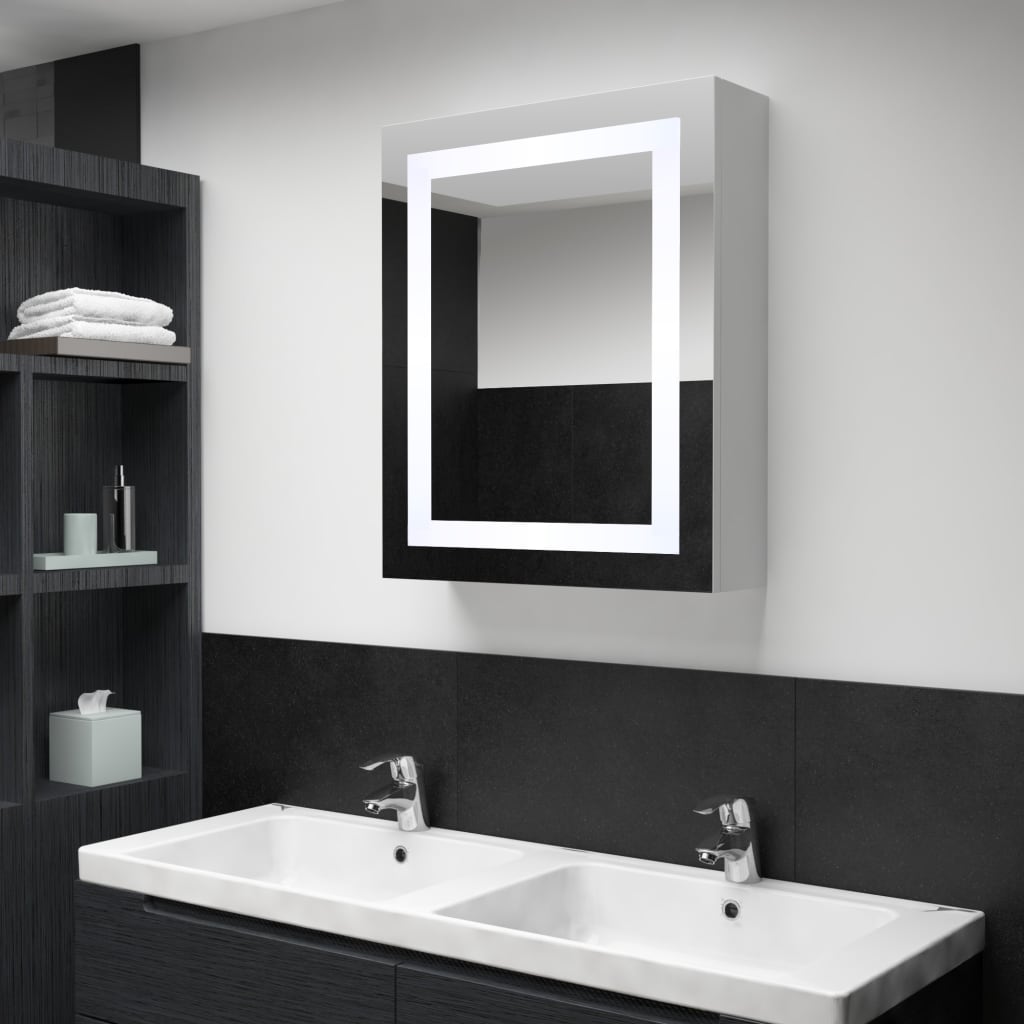 LED kylpyhuoneen peilikaappi Rectangle, 50x13x70 cm