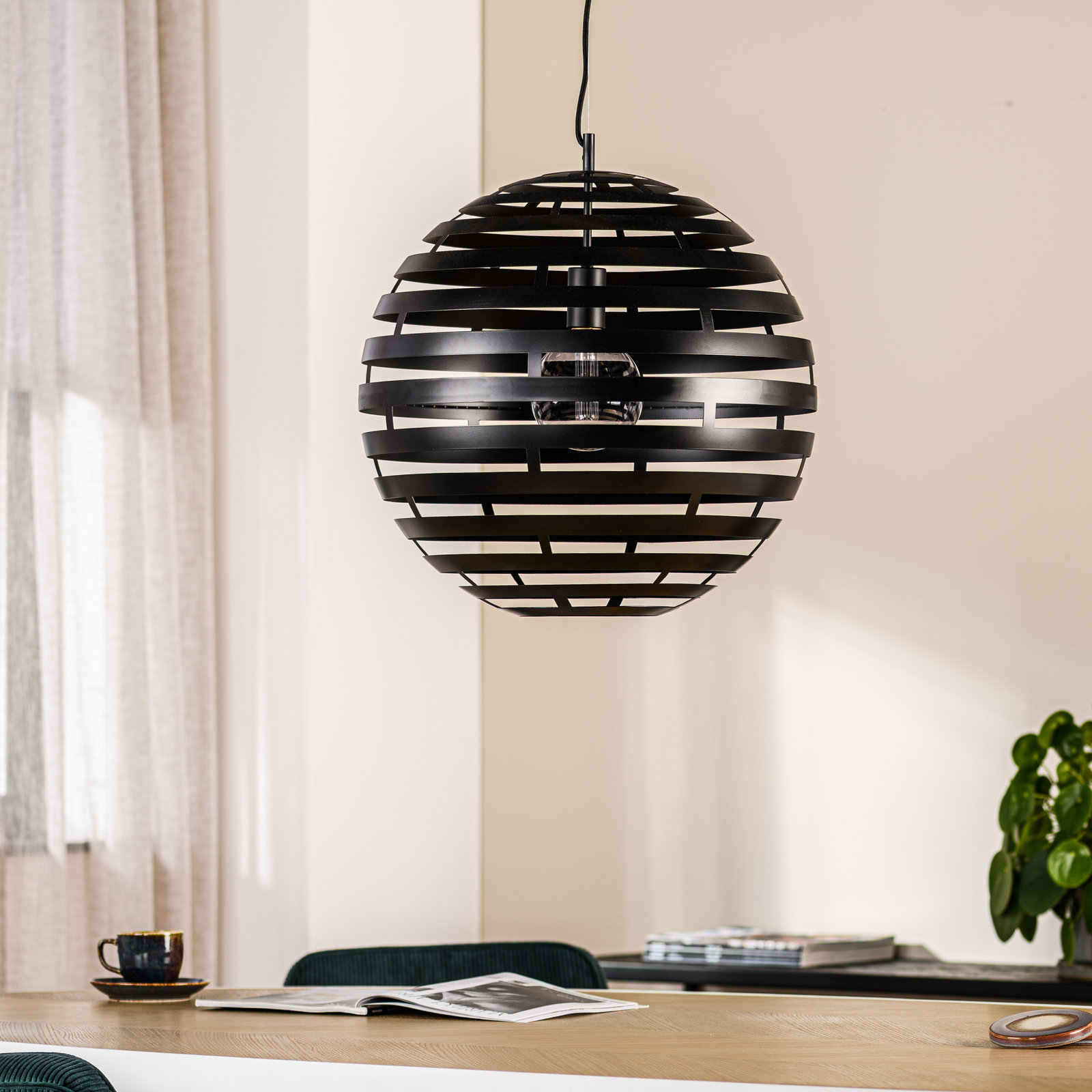 Riippuvalaisin Feels Like Home Orbite, 50cm, E27, max. 40W, musta